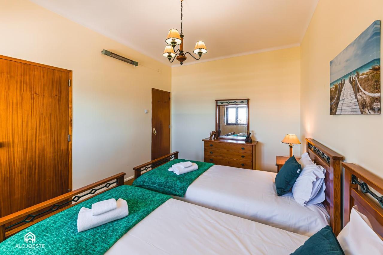 Casa A Beira Mar - Countryhouse With Ocean View Sao Pedro da Cadeira Ngoại thất bức ảnh