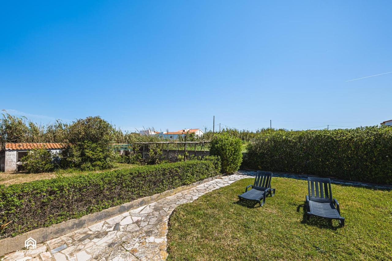 Casa A Beira Mar - Countryhouse With Ocean View Sao Pedro da Cadeira Ngoại thất bức ảnh