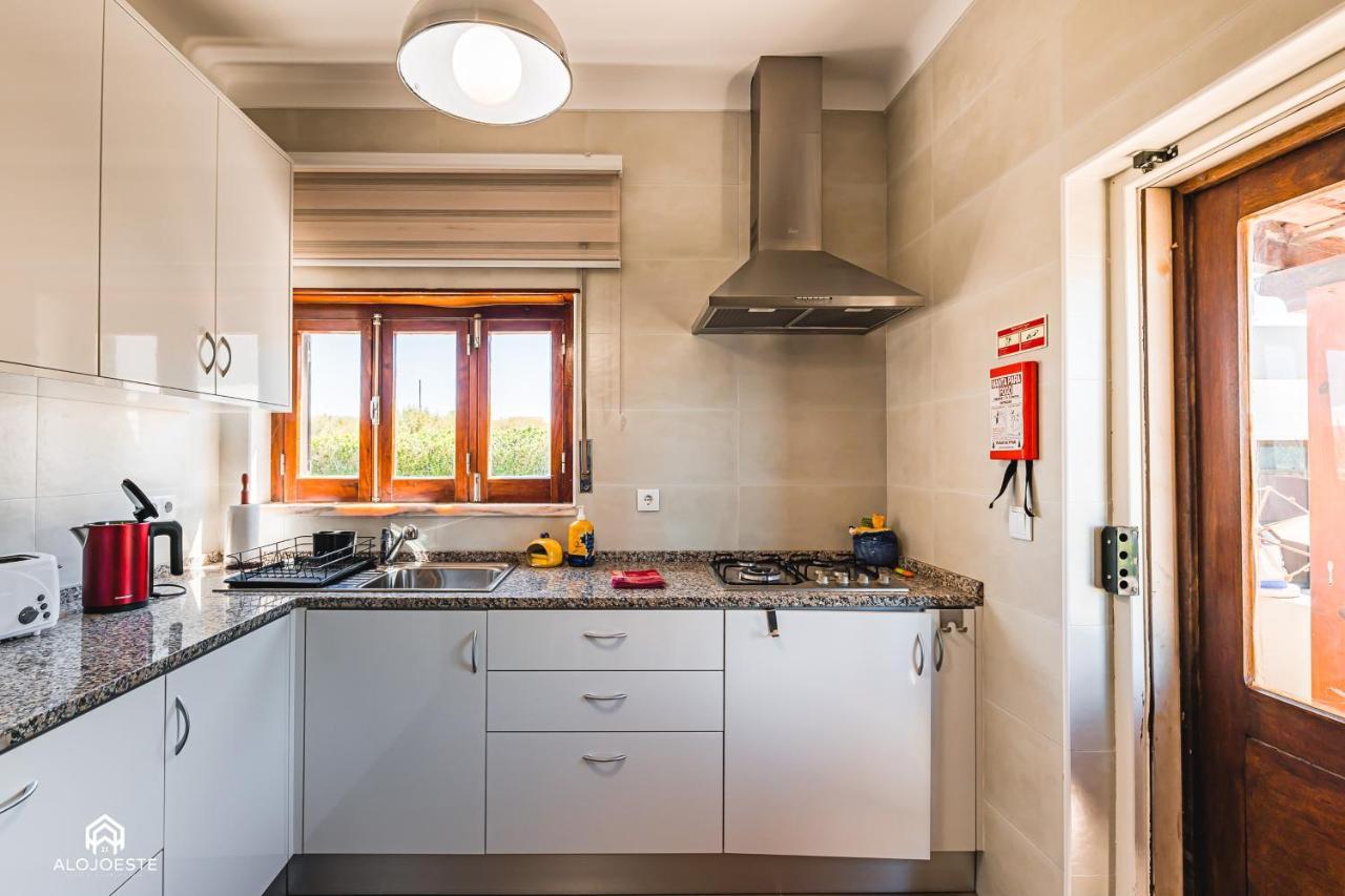 Casa A Beira Mar - Countryhouse With Ocean View Sao Pedro da Cadeira Ngoại thất bức ảnh